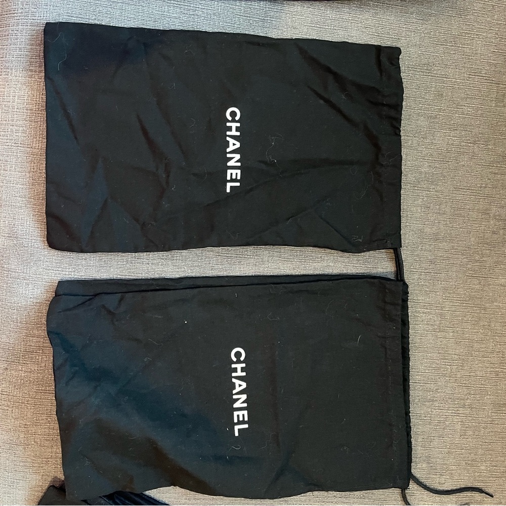 Large Collection of Designer Dust Bags - Picture 4 of 16